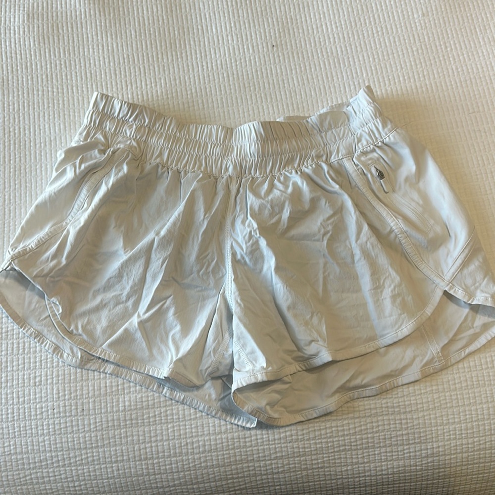 Lululemon tracker shorts size 12